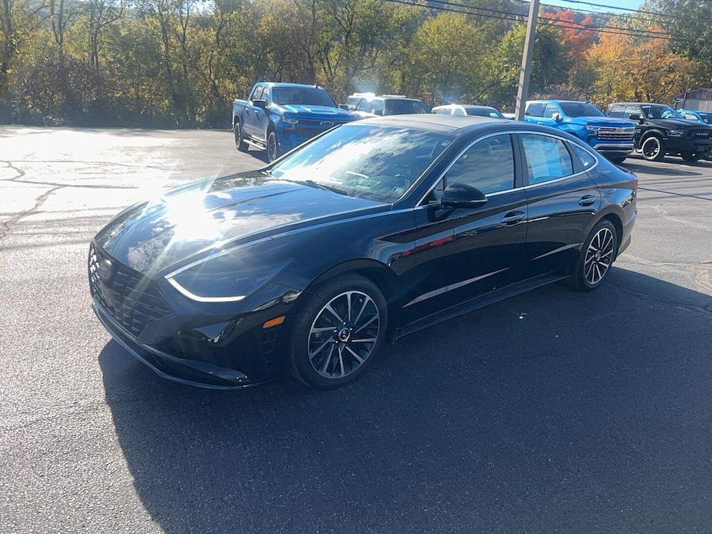 Used 2021 Hyundai Sonata Limited Sedan