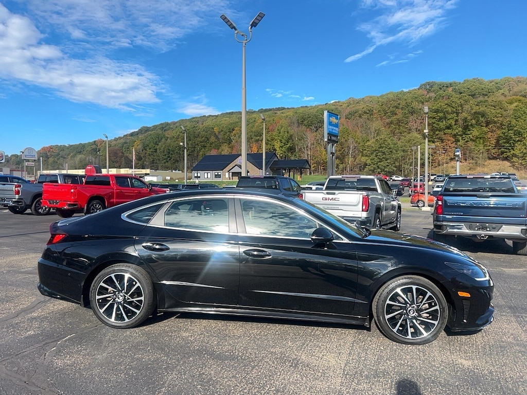 Used 2021 Hyundai Sonata Limited Sedan