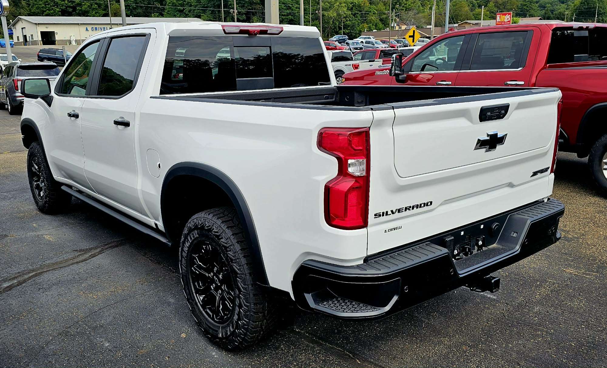 2026 Chevrolet Silverado 1500 ZR2 - Photo 9