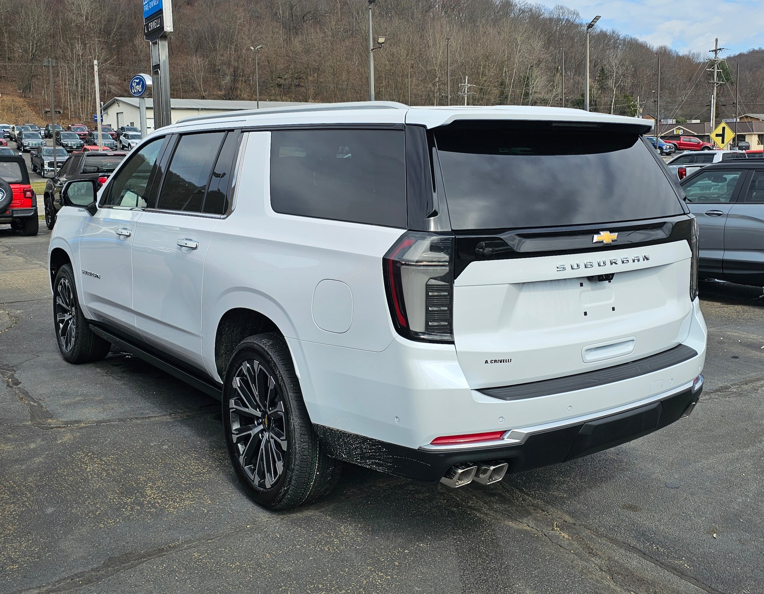 2026 Chevrolet Suburban High Country - Photo 7