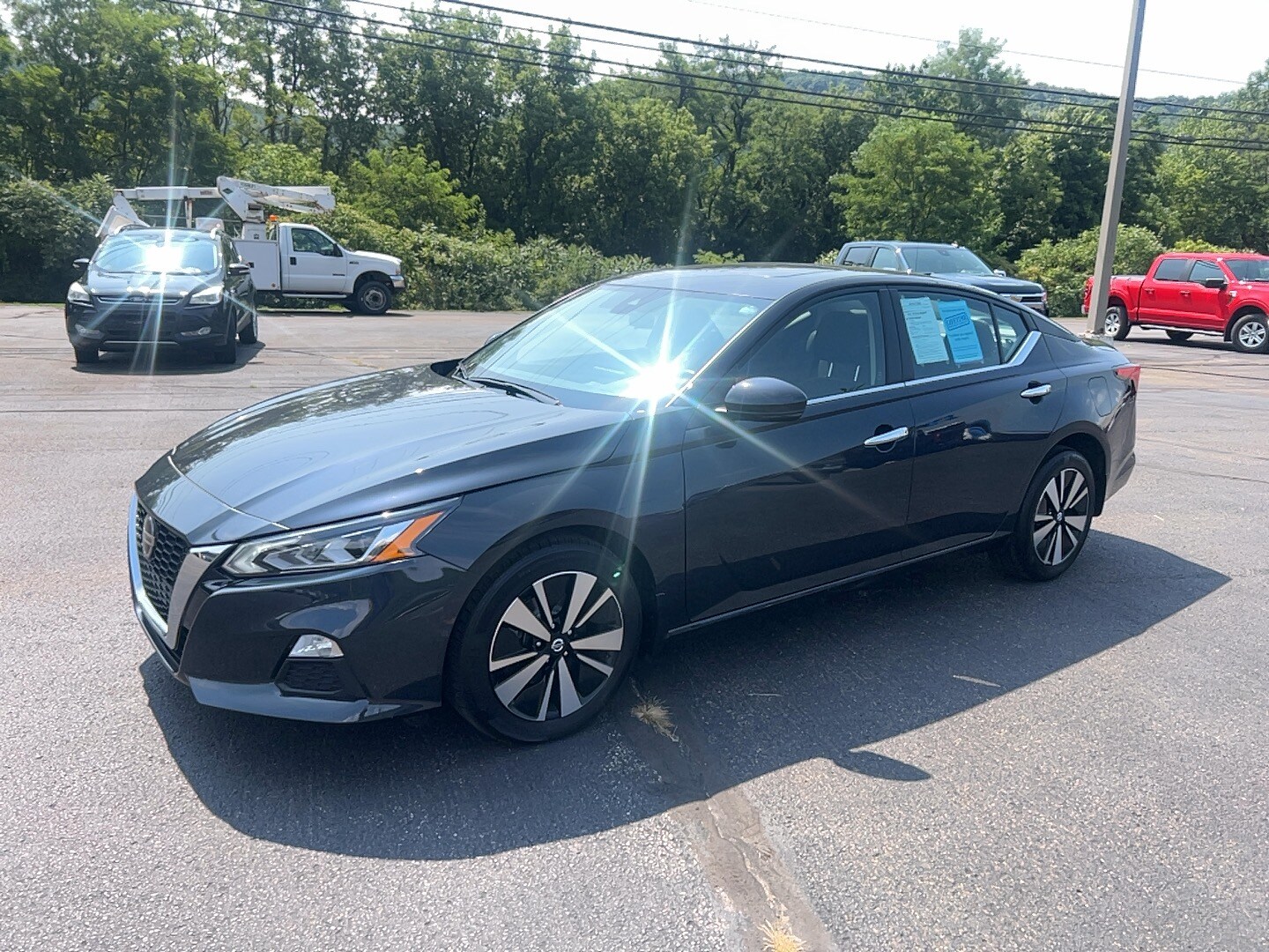 2022 Nissan Altima 2.5 SV photo 3