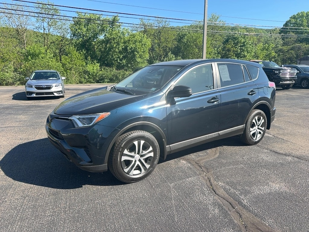 Used 2018 Toyota RAV4 LE SUV