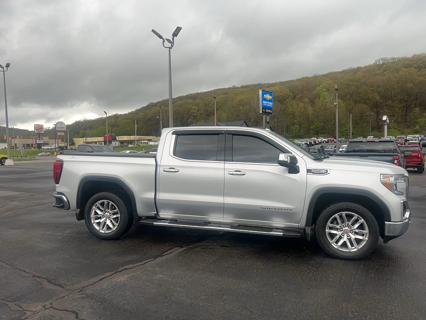 2020 Gmc Sierra 1500 SLT photo 4