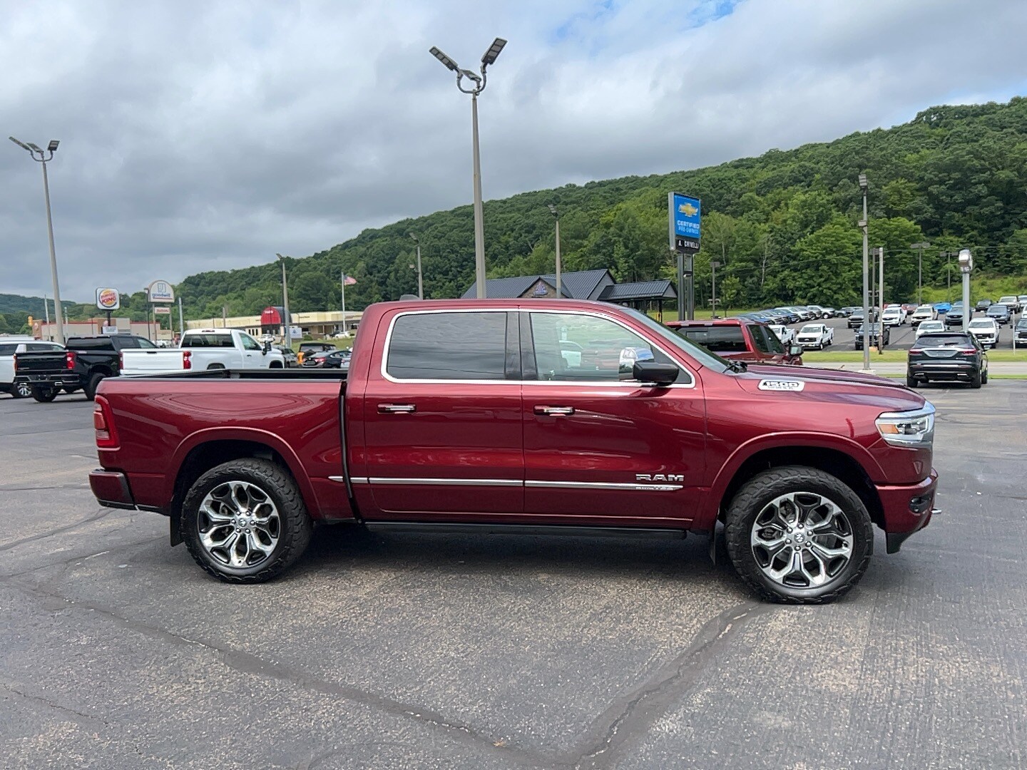 2019 Ram 1500 Limited photo 4