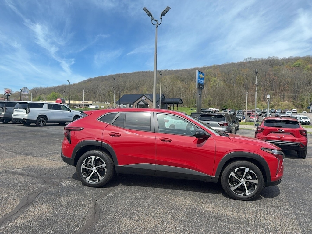 Used 2026 Chevrolet Trax 1RS SUV