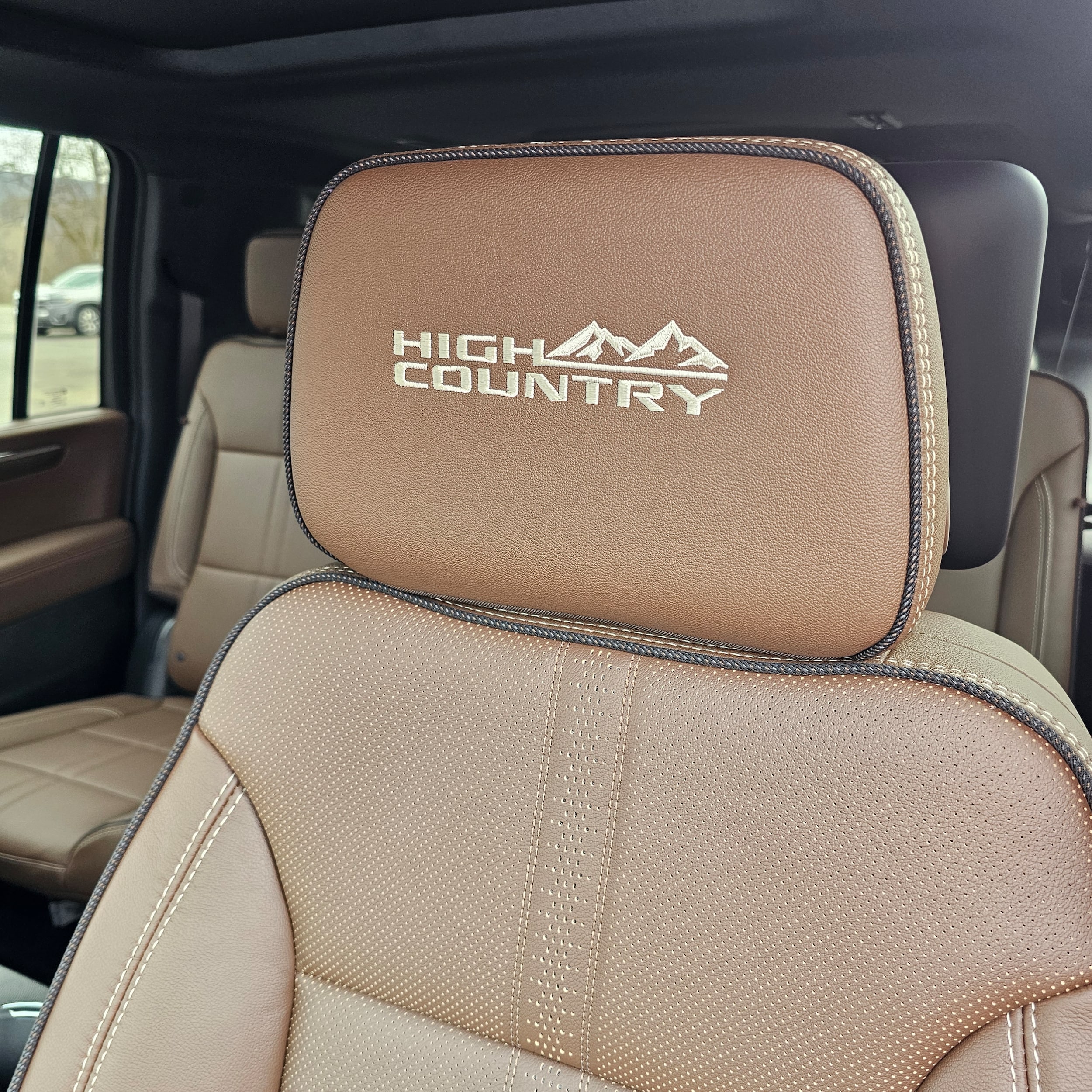 2026 Chevrolet Suburban High Country - Photo 13