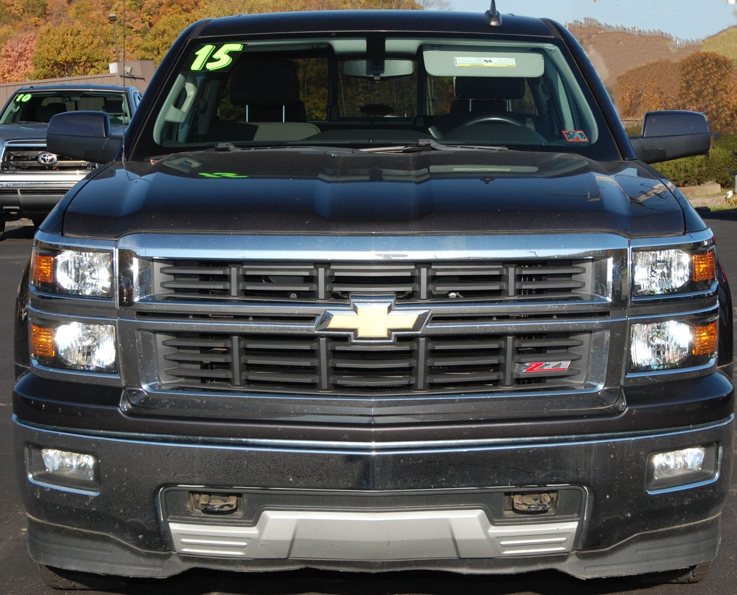 Used 2015 Chevrolet Silverado 1500 LT with VIN 1GCVKREC0FZ218581 for sale in Franklin, PA