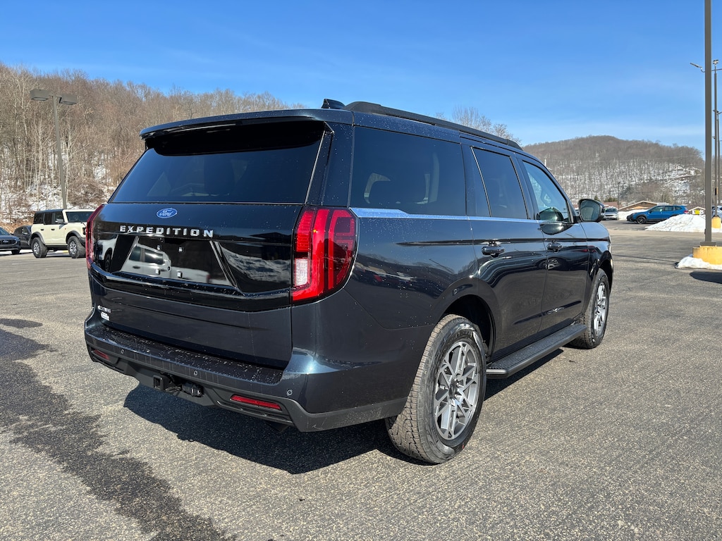 New 2026 Ford Expedition Active SUV