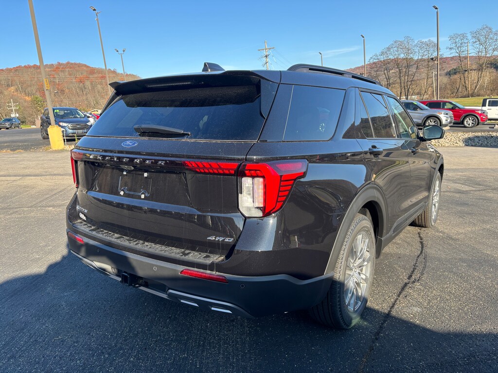 New 2026 Ford Explorer Active SUV