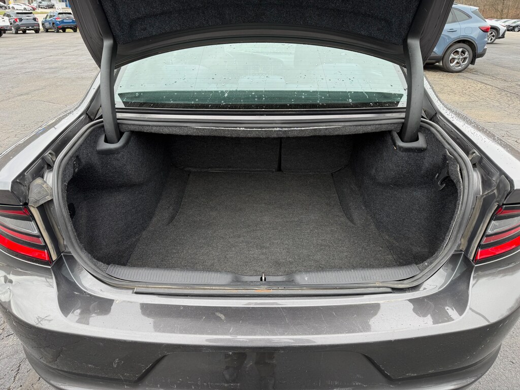 Used 2016 Dodge Charger SXT Sedan