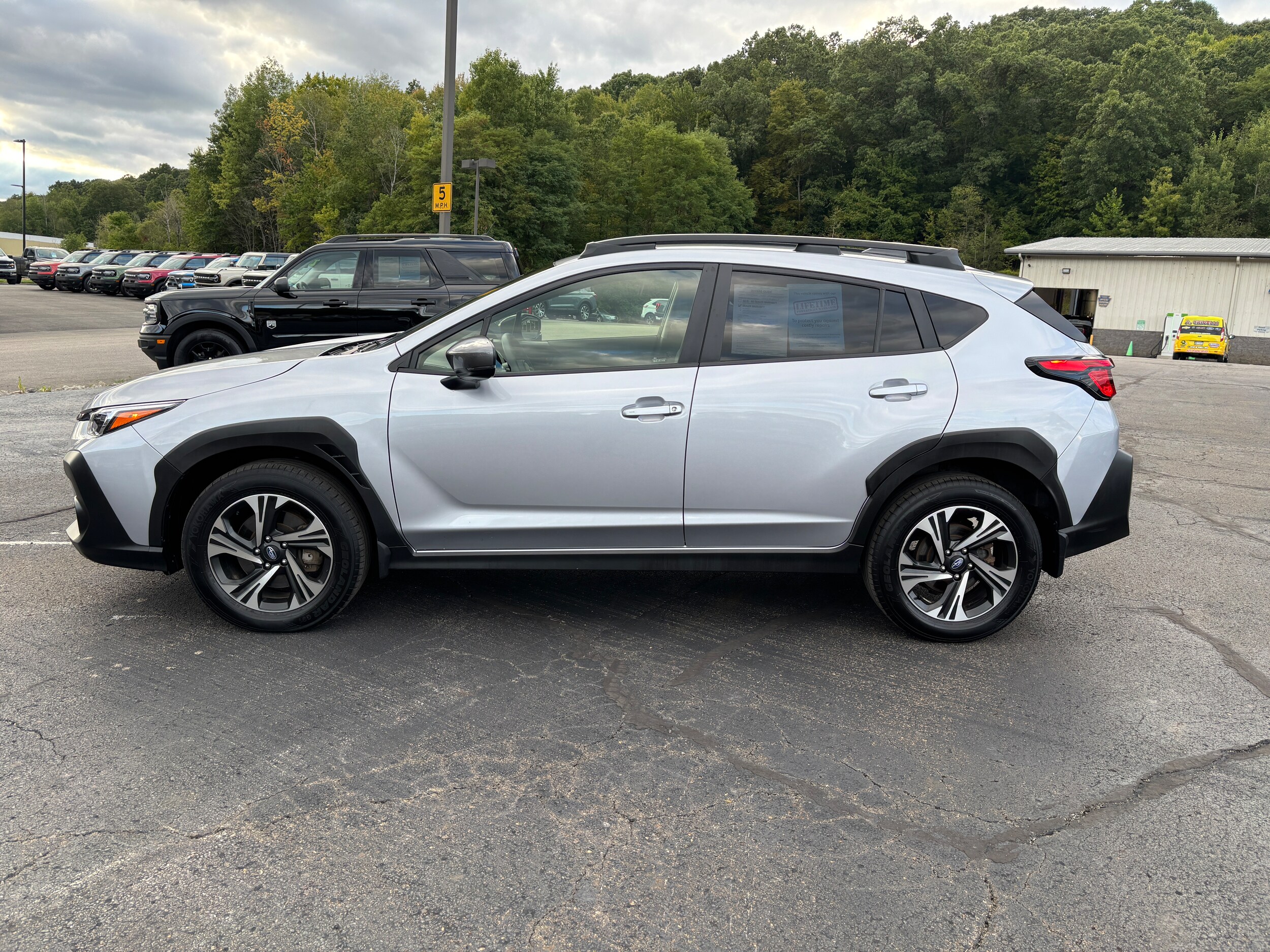 2024 Subaru Crosstrek Premium photo 2