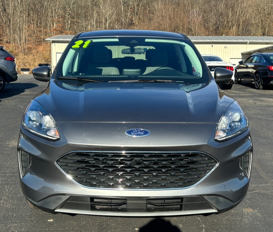 Used 2021 Ford Escape SE with VIN 1FMCU9G68MUB28268 for sale in Franklin, PA