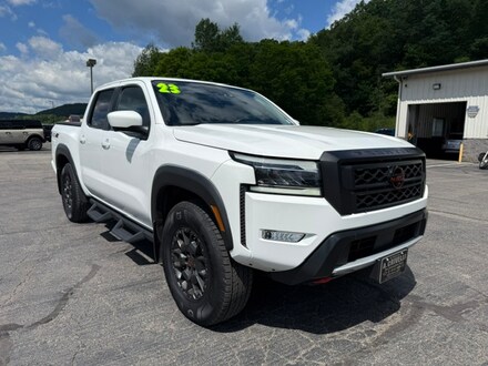 2023 Nissan Frontier PRO-4X Truck