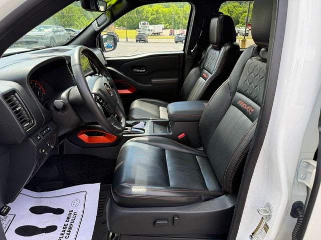 2023 Nissan Frontier PRO-4X - Photo 11