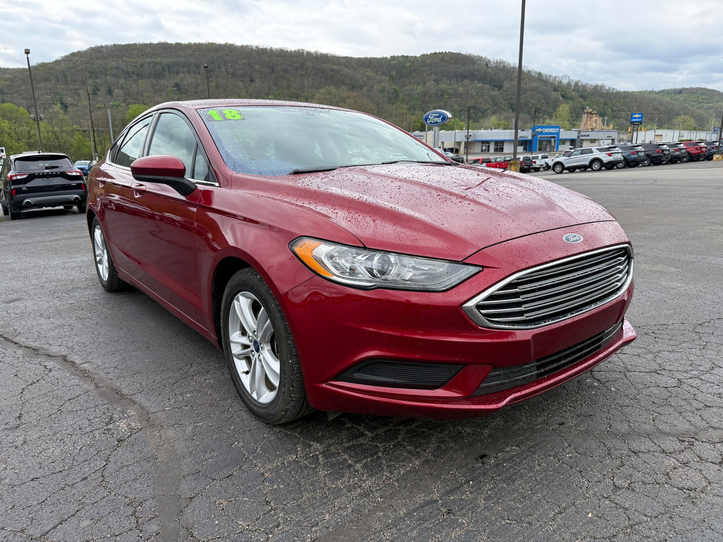 2018 Ford Fusion SE FWD's photo