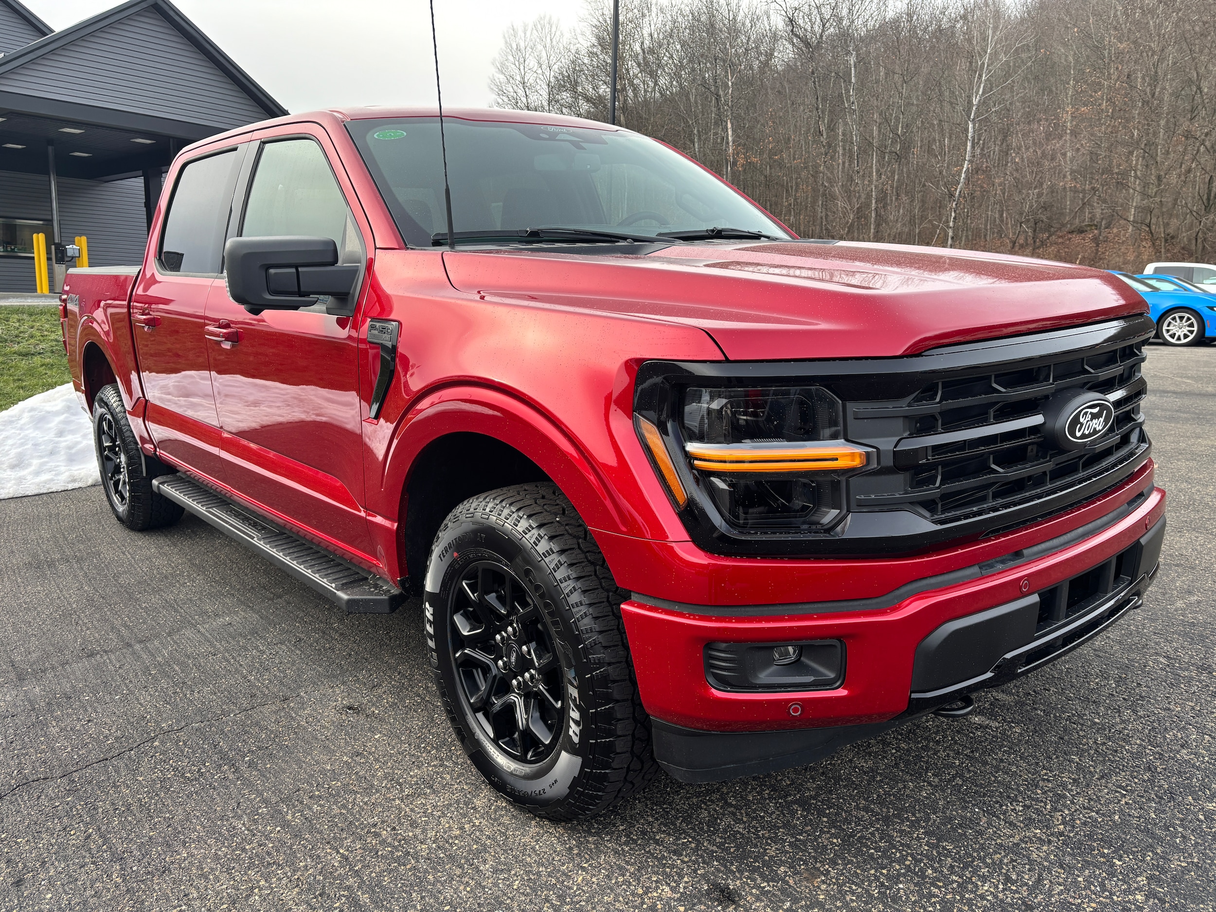 2025 Ford F-150 XLT's photo