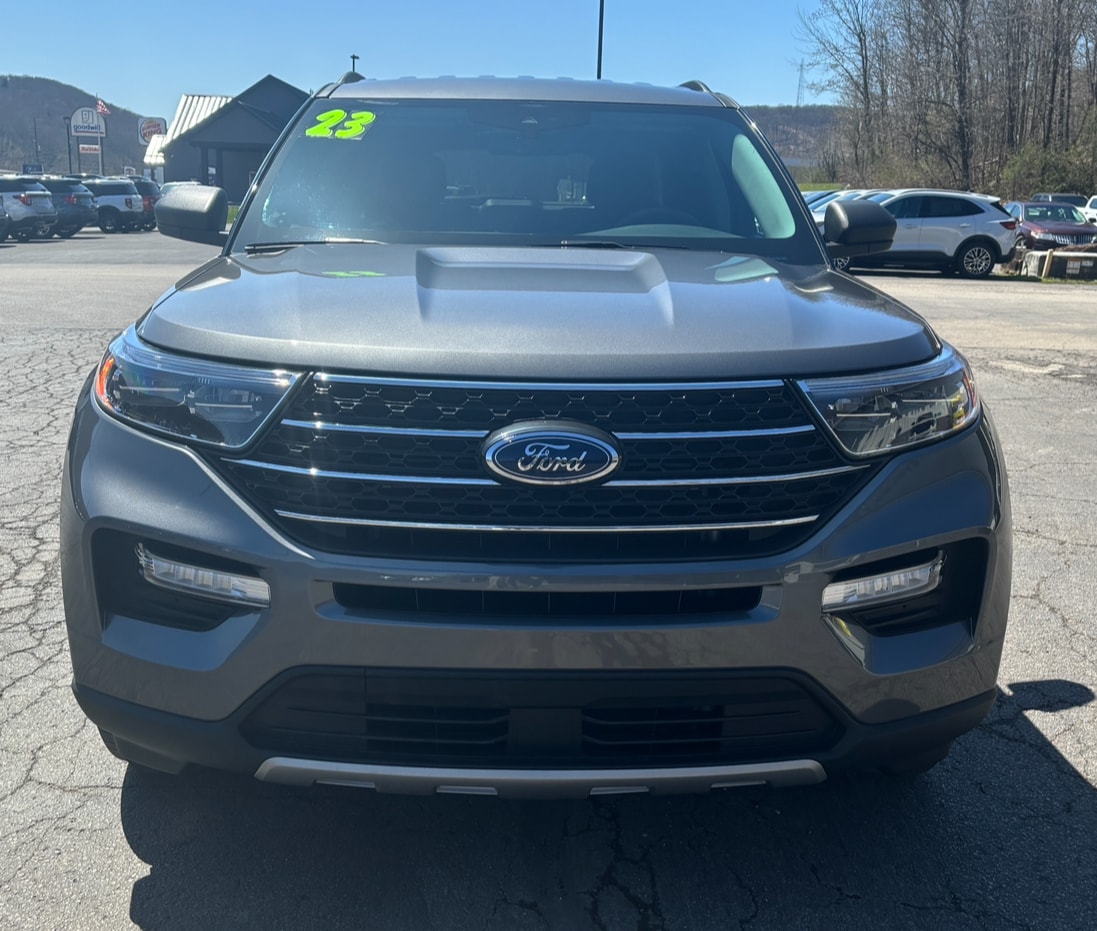 Used 2023 Ford Explorer XLT with VIN 1FMSK8DH4PGA78005 for sale in Franklin, PA