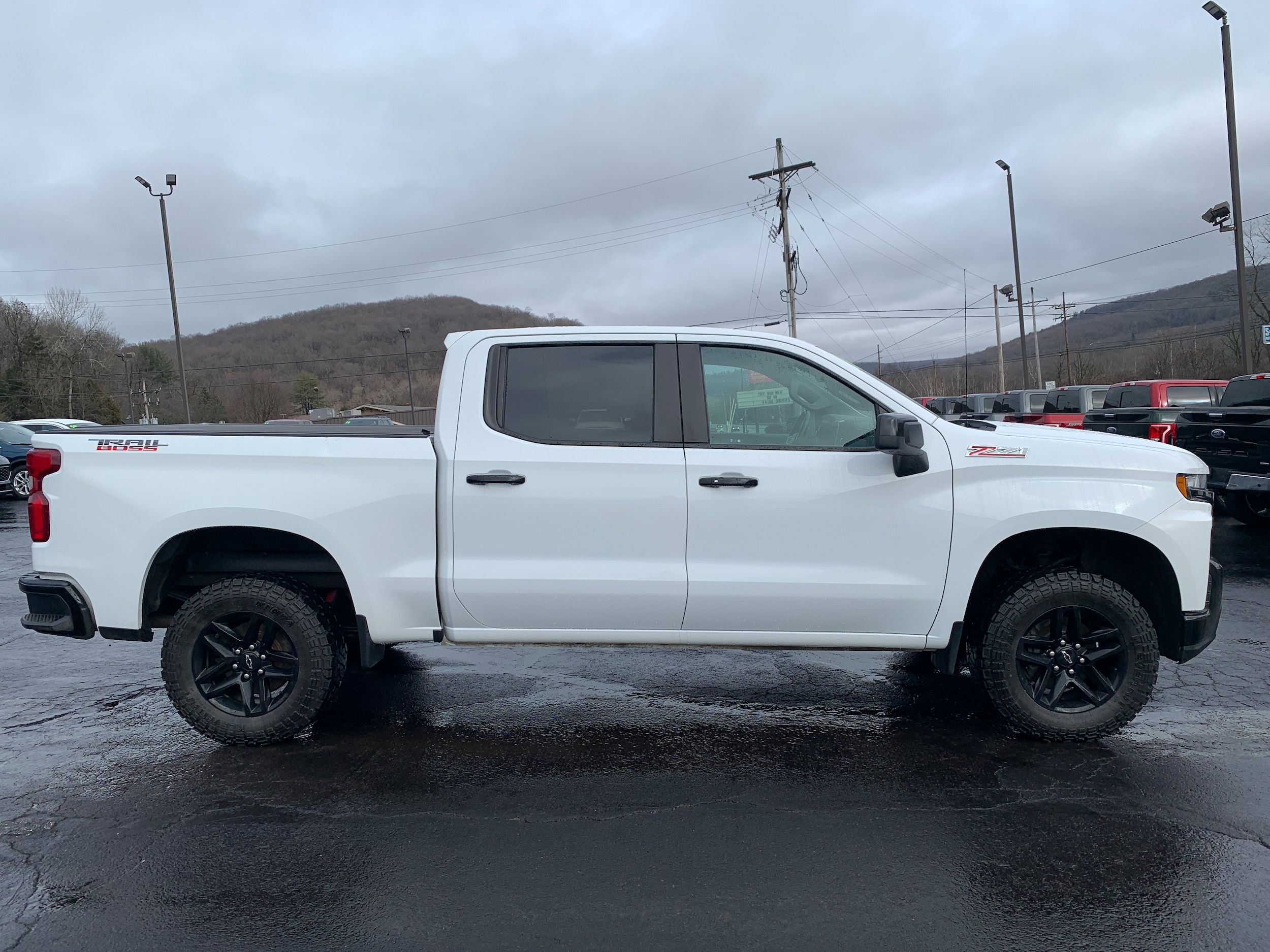 Used 2020 Chevrolet Silverado 1500 LT Trail Boss with VIN 1GCPYFED7LZ137460 for sale in Franklin, PA