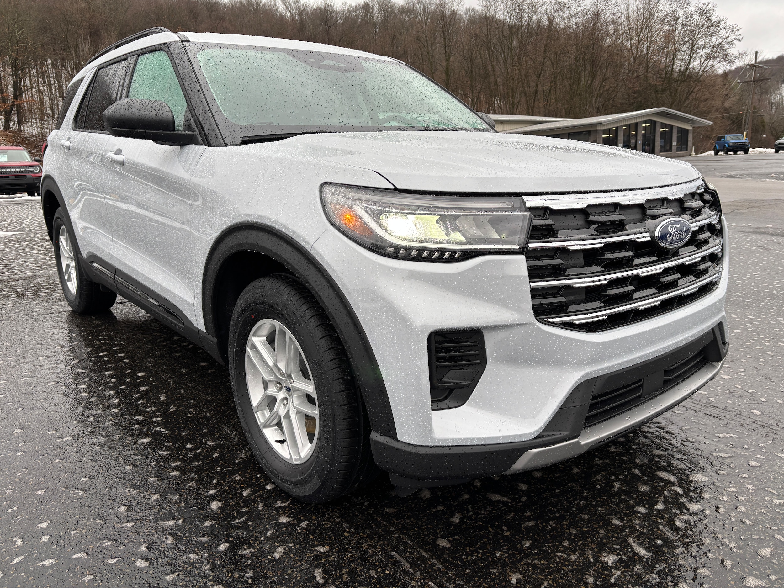 2026 Ford Explorer Active's photo