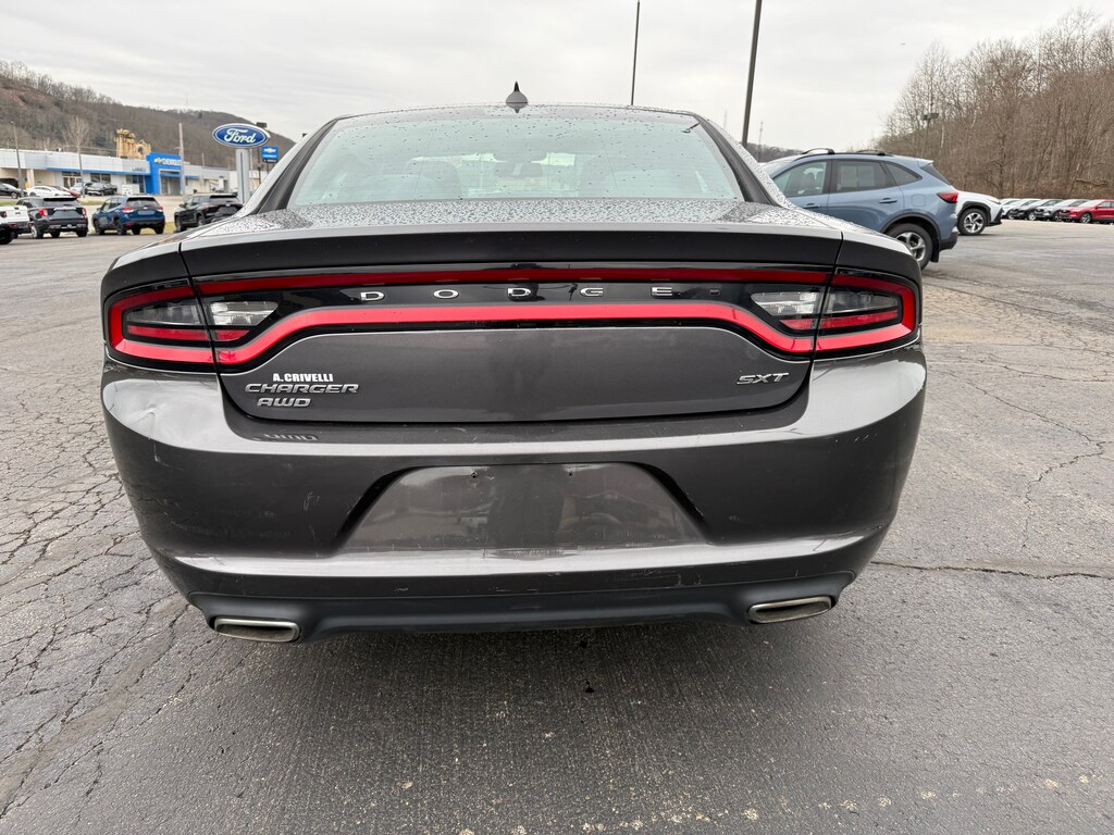 Used 2016 Dodge Charger SXT Sedan