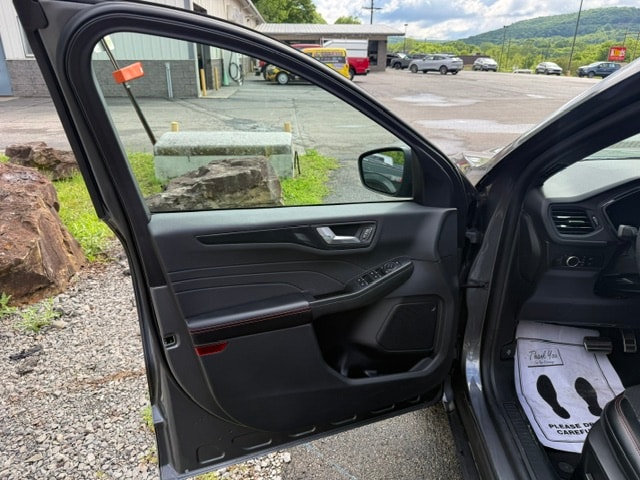 2023 Ford Escape ST-Line - Photo 10