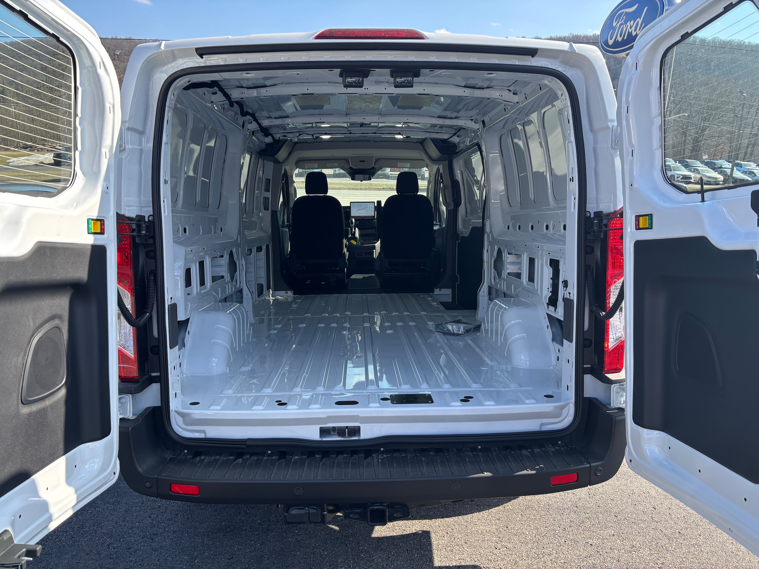 2026 Ford Transit Van Base - Photo 6