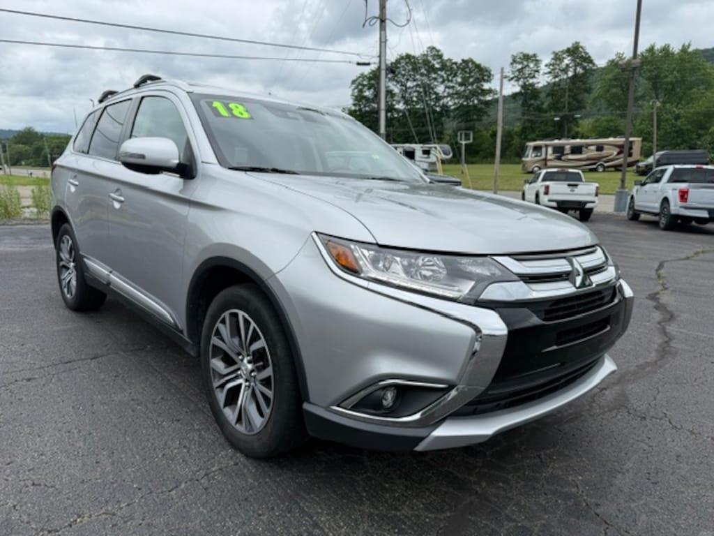 Used 2018 Mitsubishi Outlander SUV