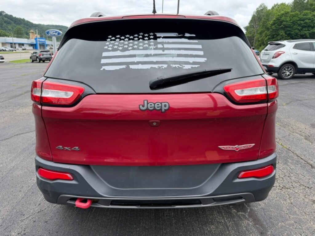 Used 2016 Jeep Cherokee Trailhawk SUV