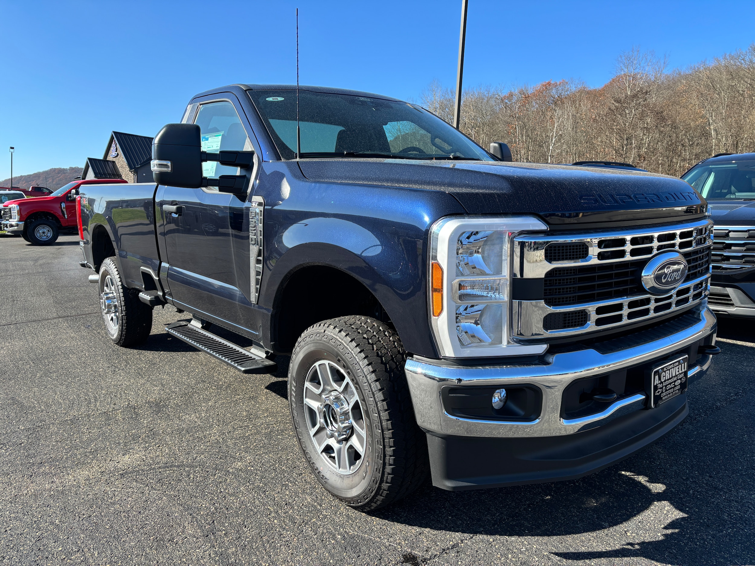 2025 Ford F-350 Super Duty XLT's photo