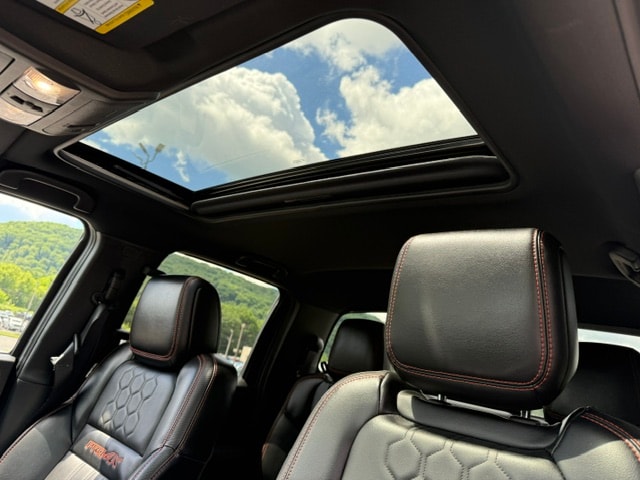 2023 Nissan Frontier PRO-4X - Photo 13