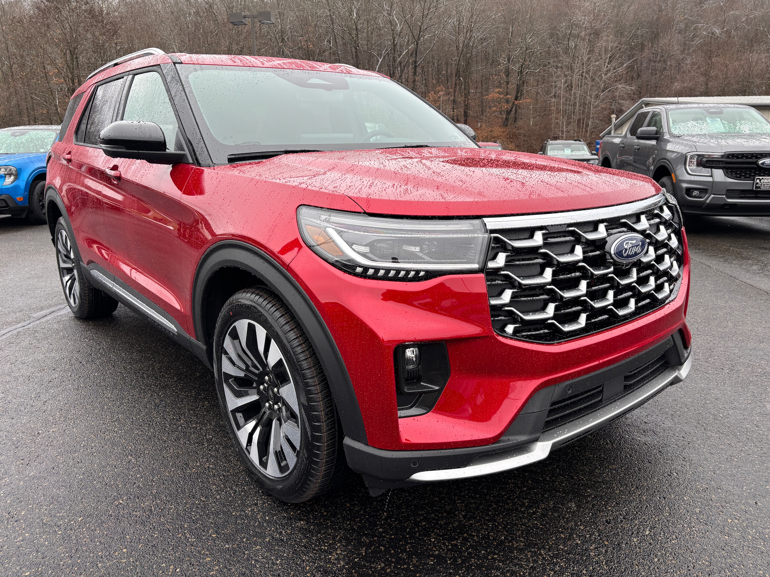 2026 Ford Explorer Platinum's photo