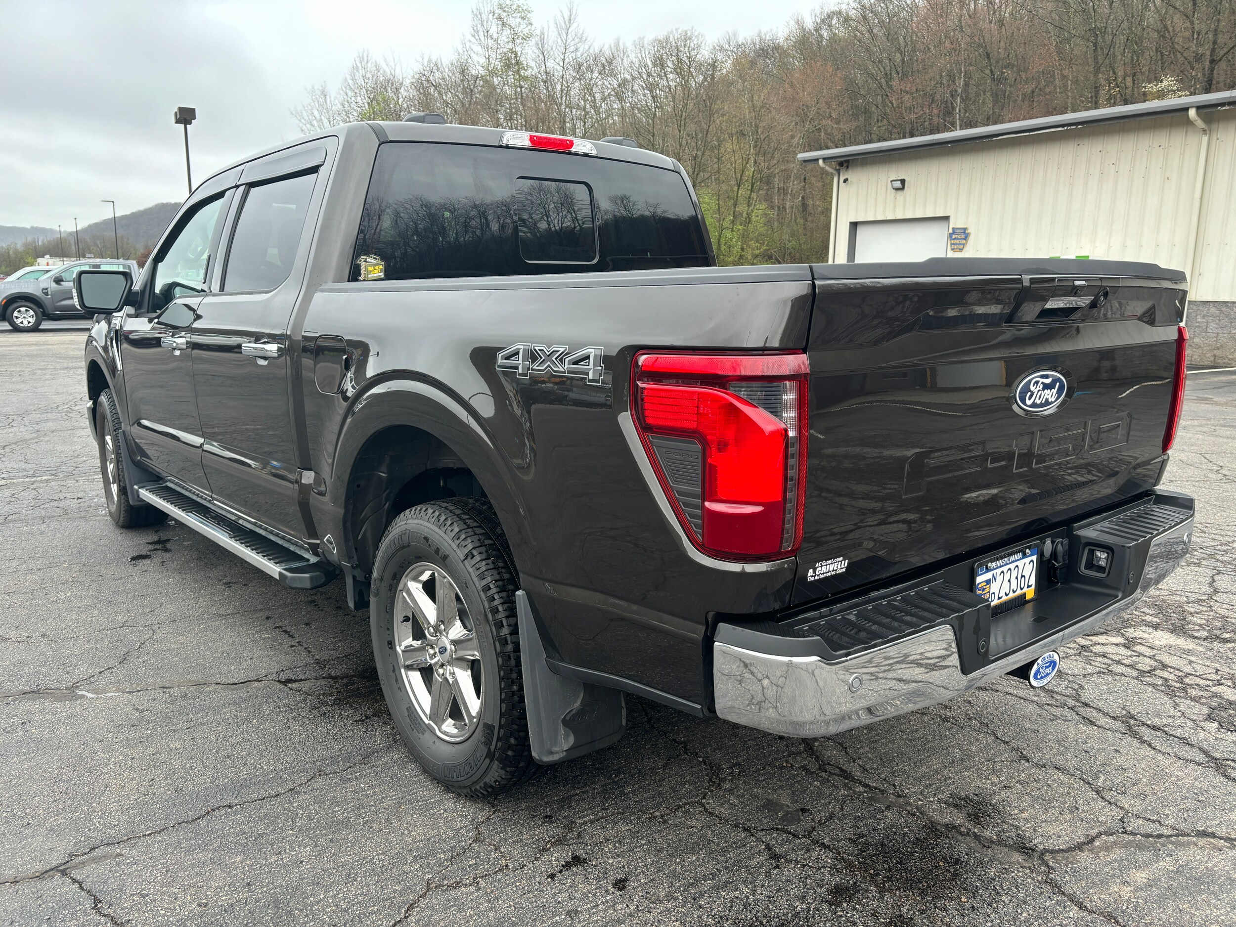 2024 Ford F-150 XLT photo 3