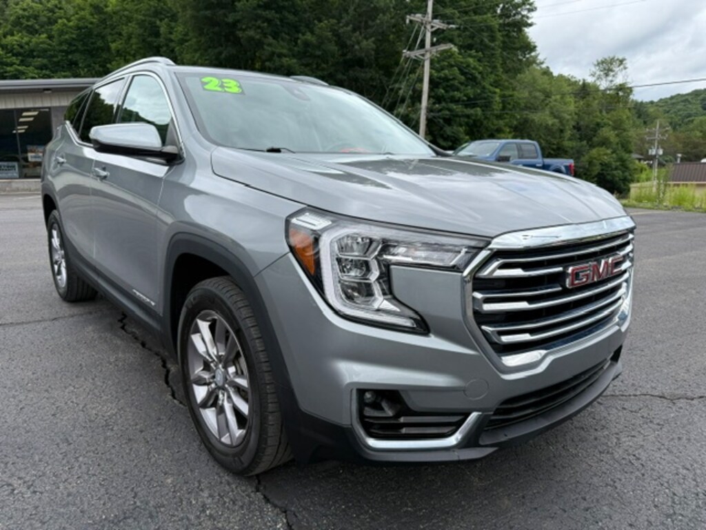 Used 2023 GMC Terrain SLT SUV