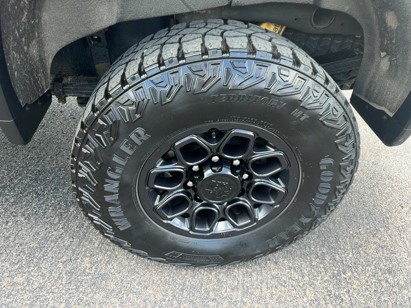 2024 Chevrolet Silverado 2500HD ZR2 - Photo 9