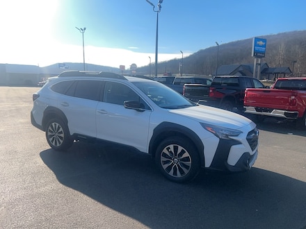 2023 Subaru Outback Limited SUV