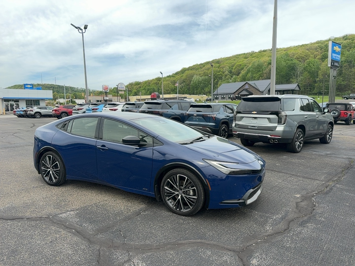 2024 Toyota Prius XLE AWD's photo