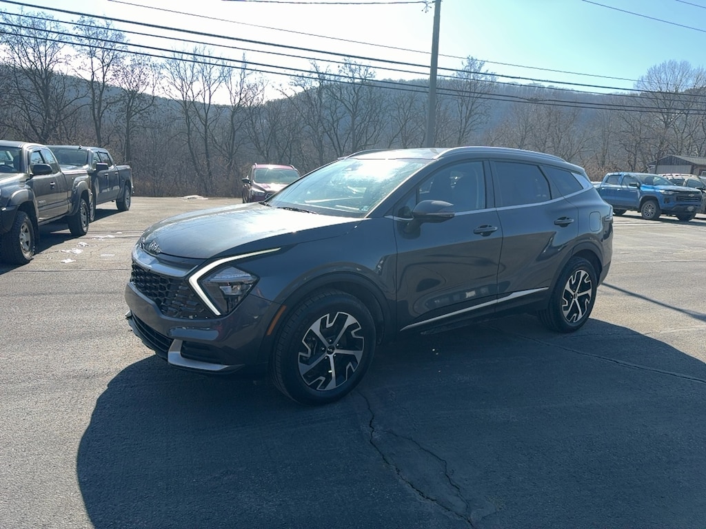 Used 2023 Kia Sportage Hybrid EX SUV