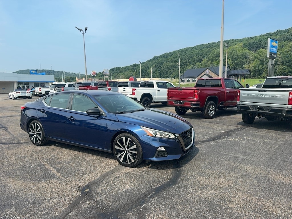 Used 2019 Nissan Altima 2.5 SR Sedan