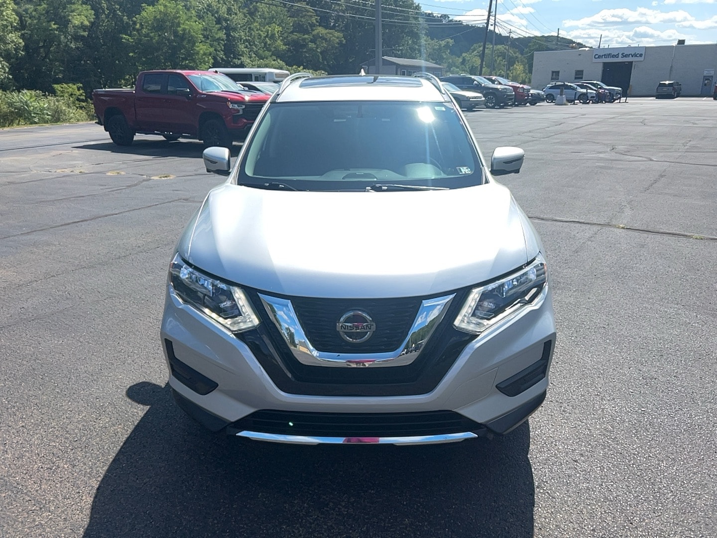 Used 2018 Nissan Rogue SV with VIN 5N1AT2MV4JC815679 for sale in Franklin, PA