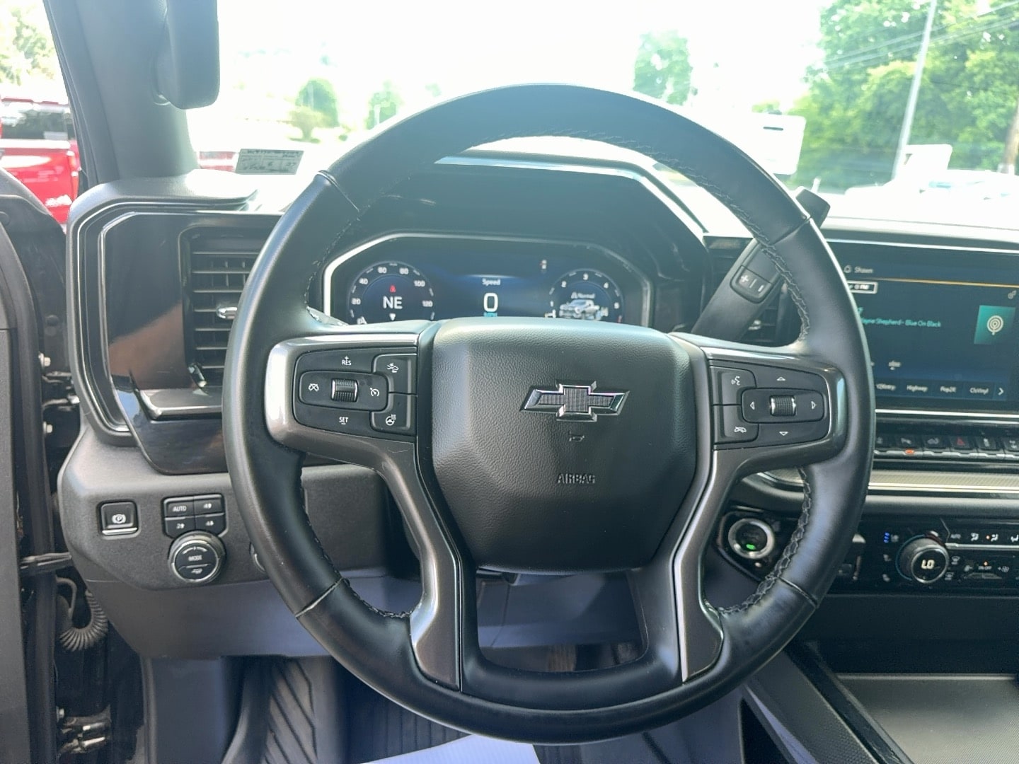 2024 Chevrolet Silverado 2500HD ZR2 - Photo 13