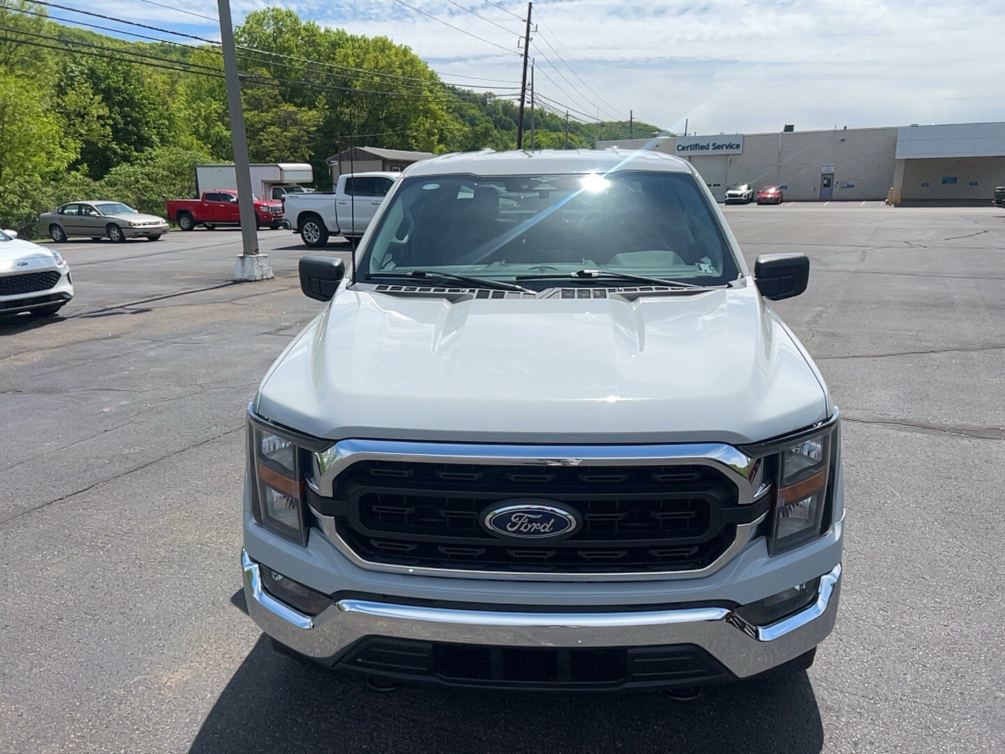 2023 Ford F-150 XLT photo 2