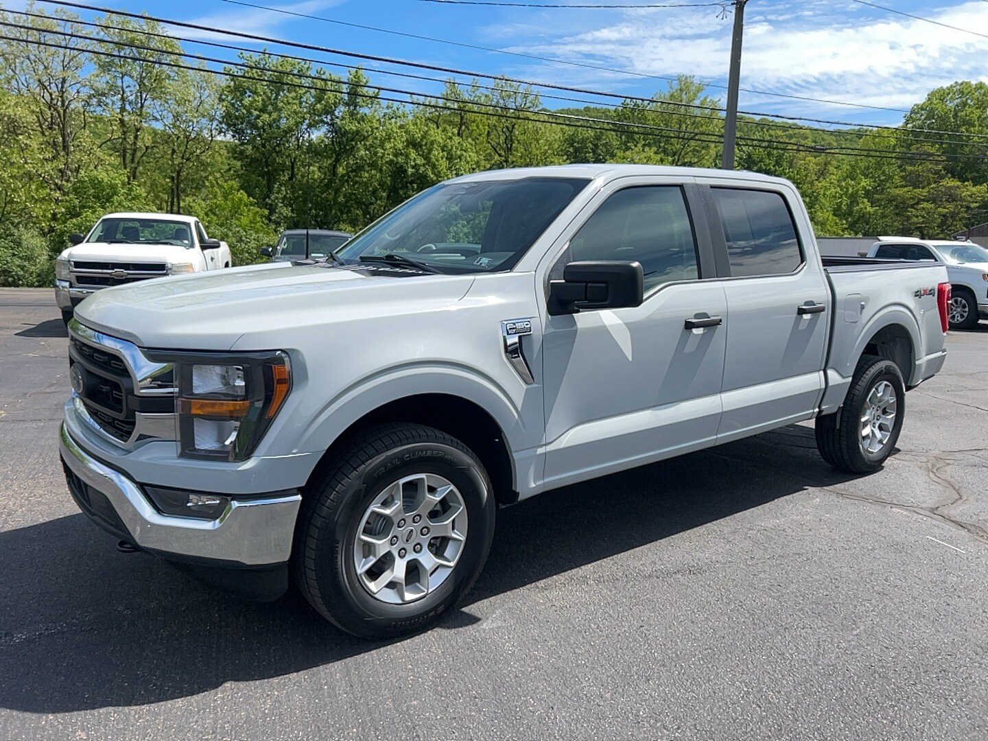 2023 Ford F-150 XLT photo 3