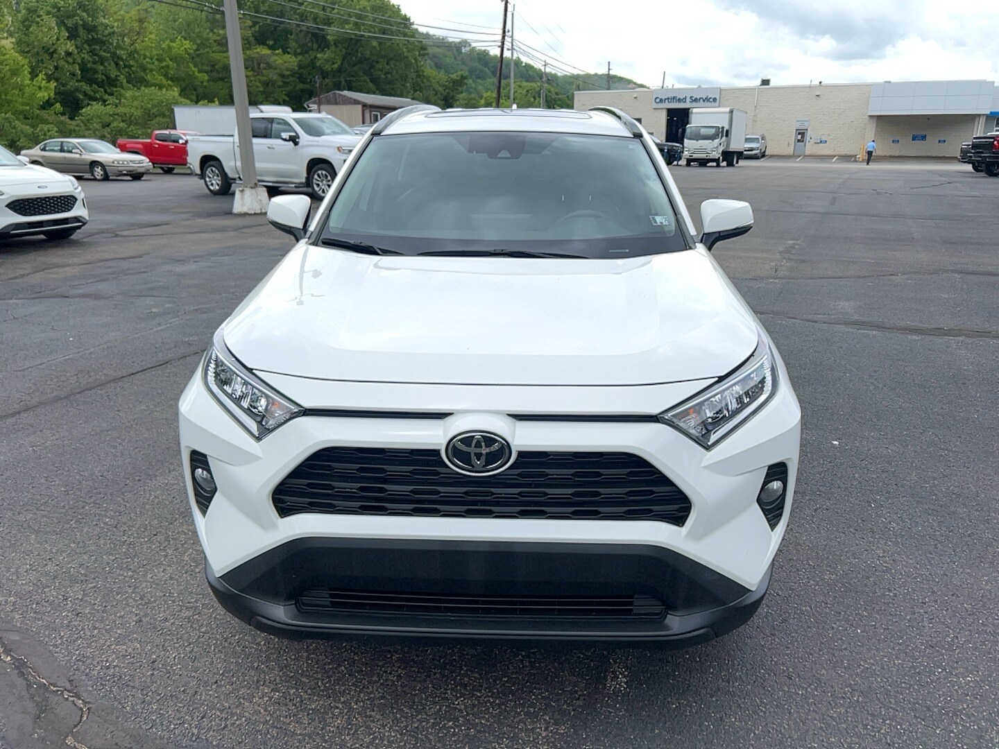 Used 2020 Toyota RAV4 XLE Premium with VIN 2T3A1RFVXLW129906 for sale in Franklin, PA