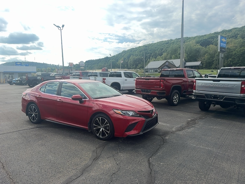 Used 2019 Toyota Camry Sedan