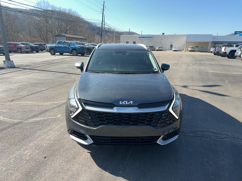 Used 2023 Kia Sportage Hybrid EX SUV