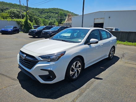 2025 Subaru Legacy Premium Sedan