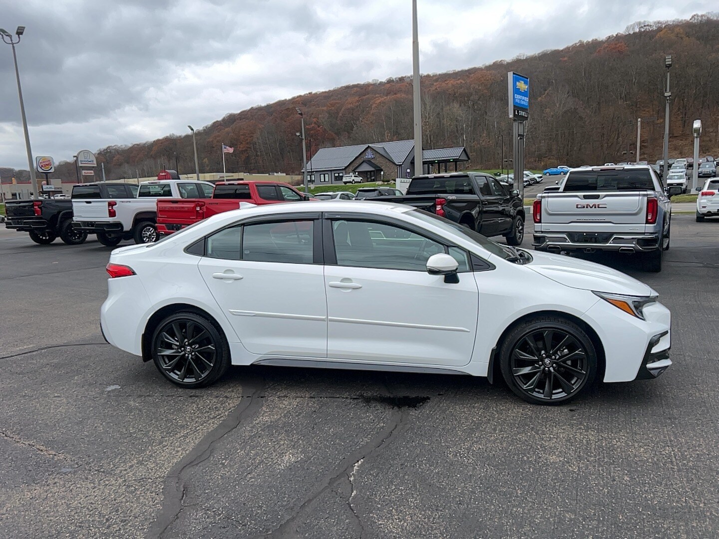 2024 Toyota Corolla SE photo 2