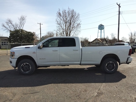 2025 Ram 3500 LARAMIE CREW CAB 4X4 8' BOX Pickup