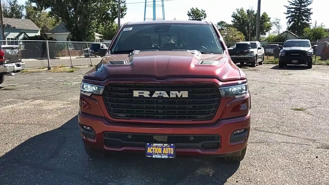 2026 Ram 1500 Laramie photo 3
