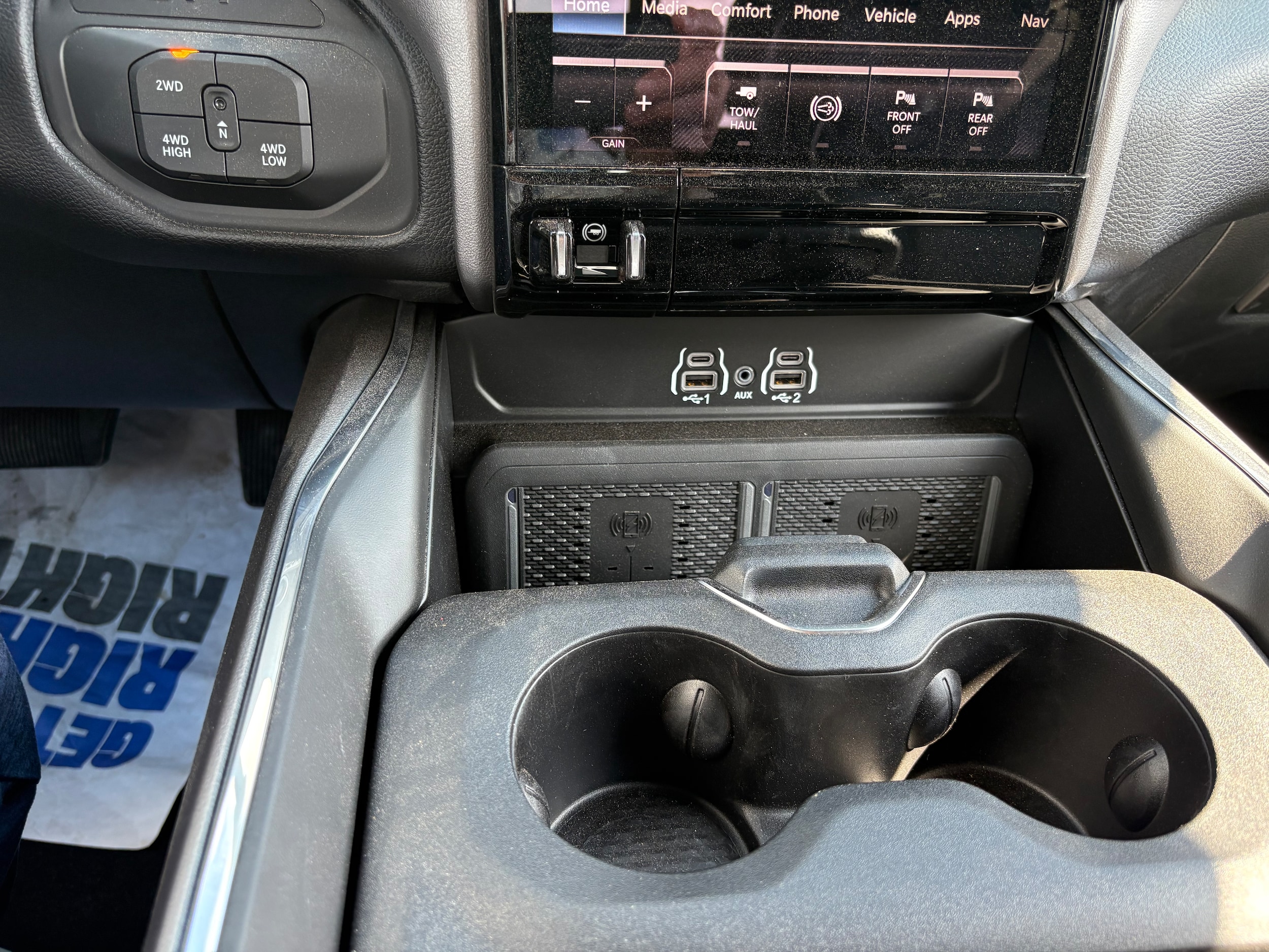 2026 RAM 2500 Laramie - Photo 13
